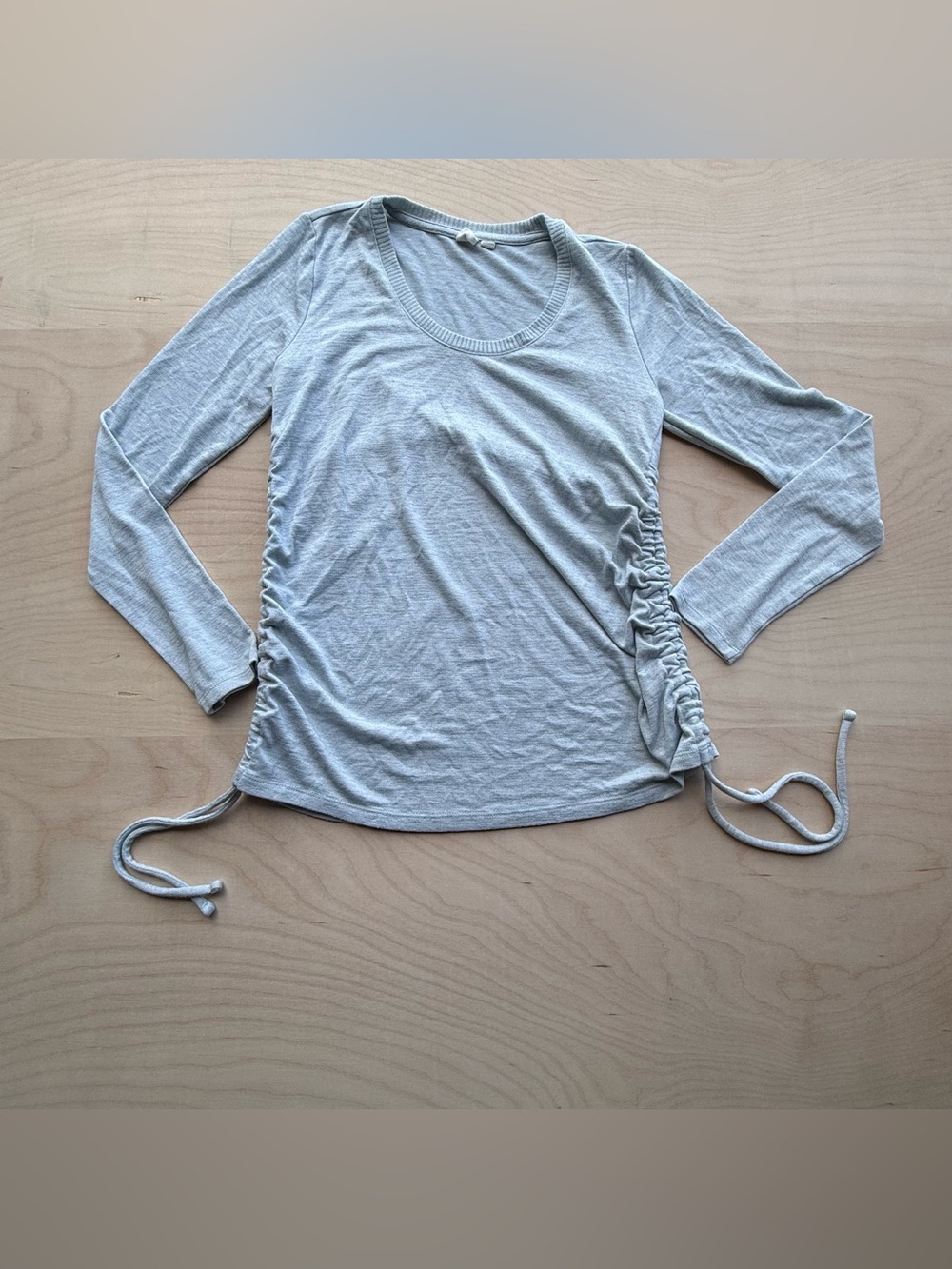 Gap Fit Breathe Long Sleeve Side Ruching Adjustable Side Drawstrings Mist Blue S